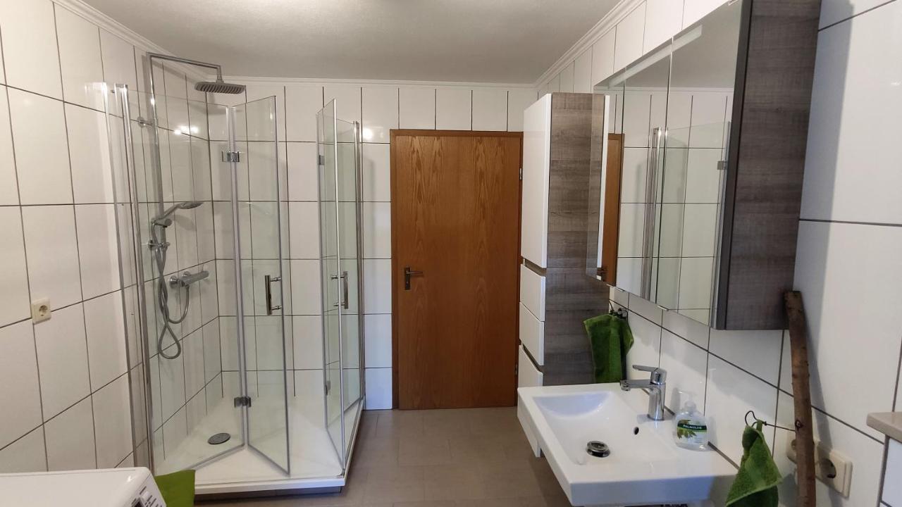 Gasthof Adler Ferienwohnung Ichenhausen Luaran gambar