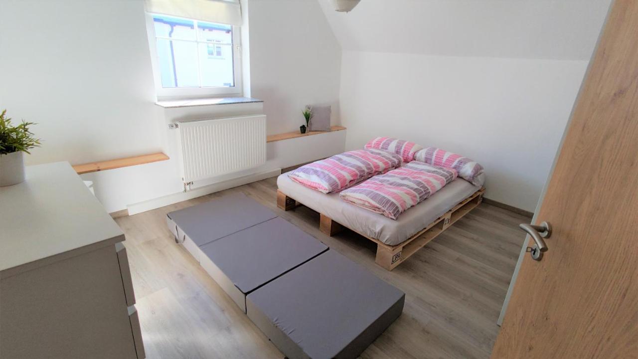 Gasthof Adler Ferienwohnung Ichenhausen Luaran gambar