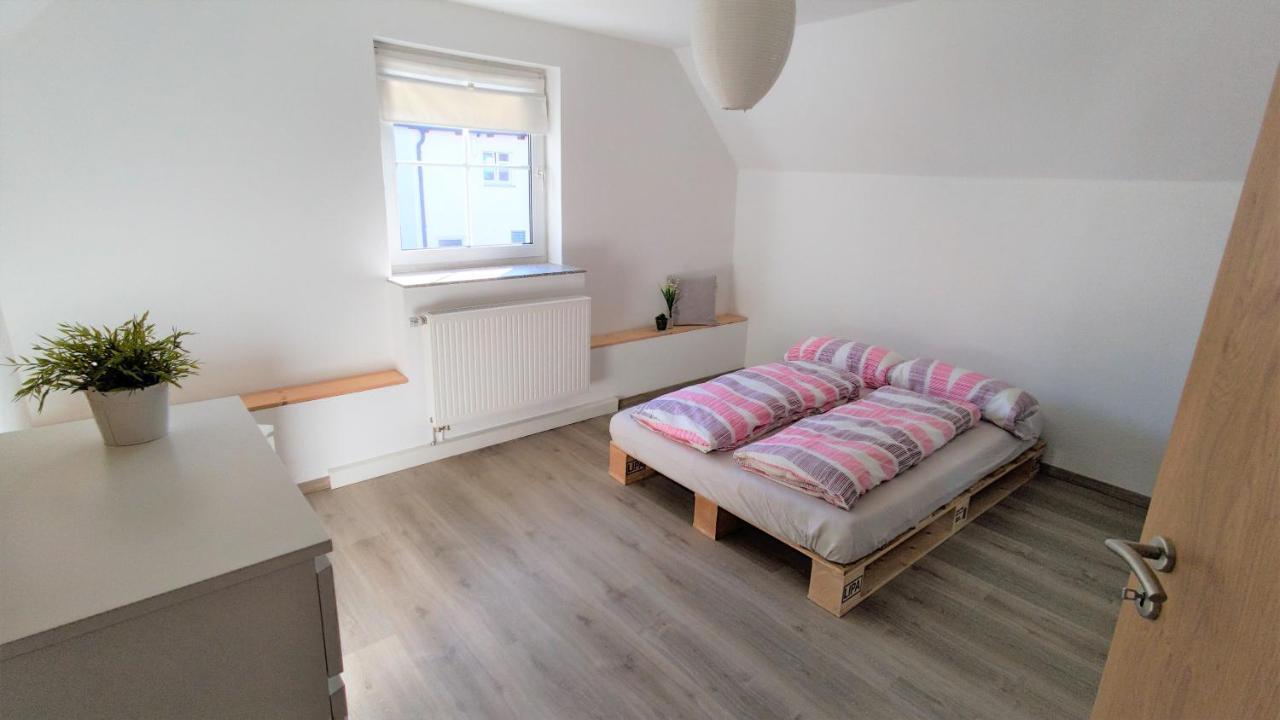 Gasthof Adler Ferienwohnung Ichenhausen Luaran gambar