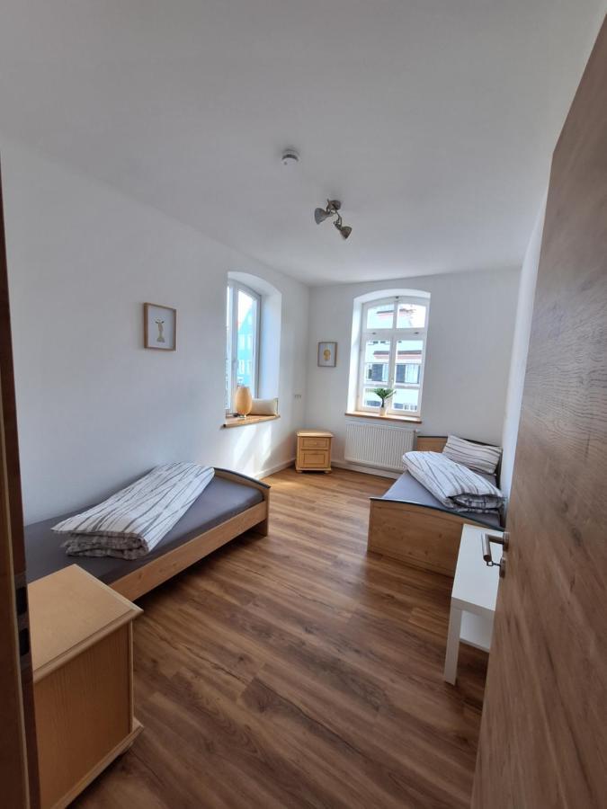 Gasthof Adler Ferienwohnung Ichenhausen Luaran gambar