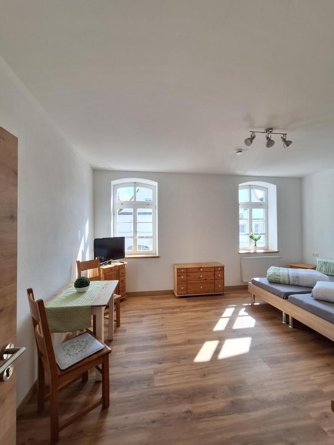 Gasthof Adler Ferienwohnung Ichenhausen Luaran gambar