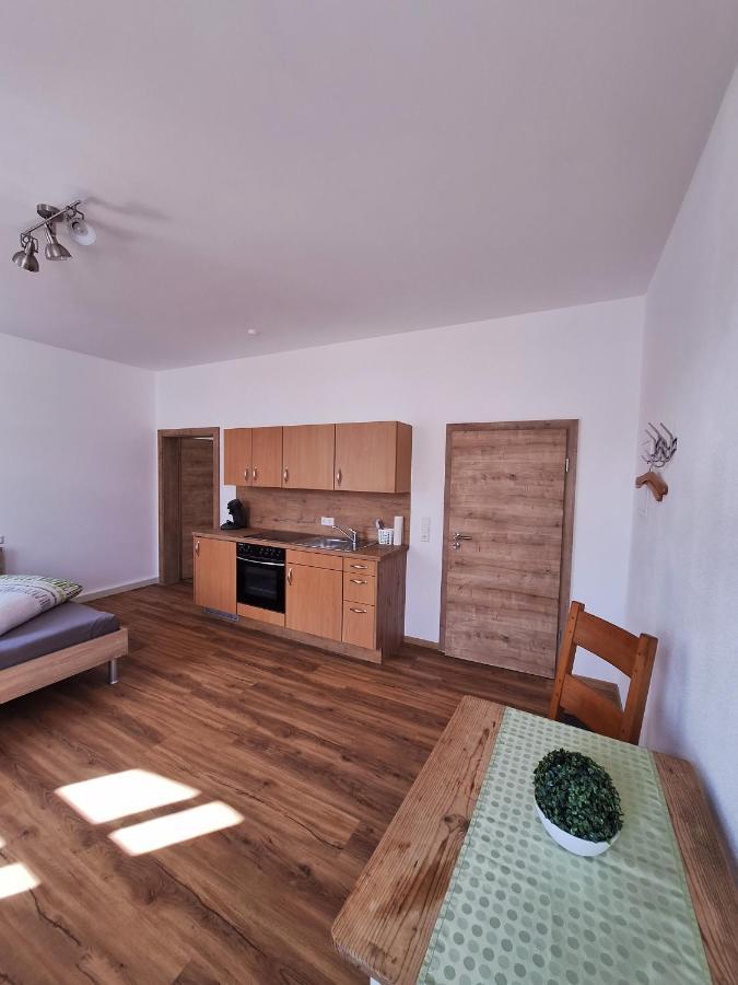 Gasthof Adler Ferienwohnung Ichenhausen Luaran gambar