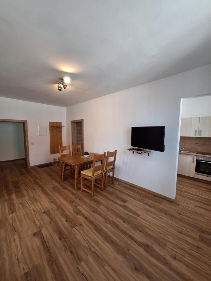 Gasthof Adler Ferienwohnung Ichenhausen Luaran gambar